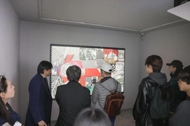 艺术家张文超：“隐在一座剧场里经过”展览在北京开幕